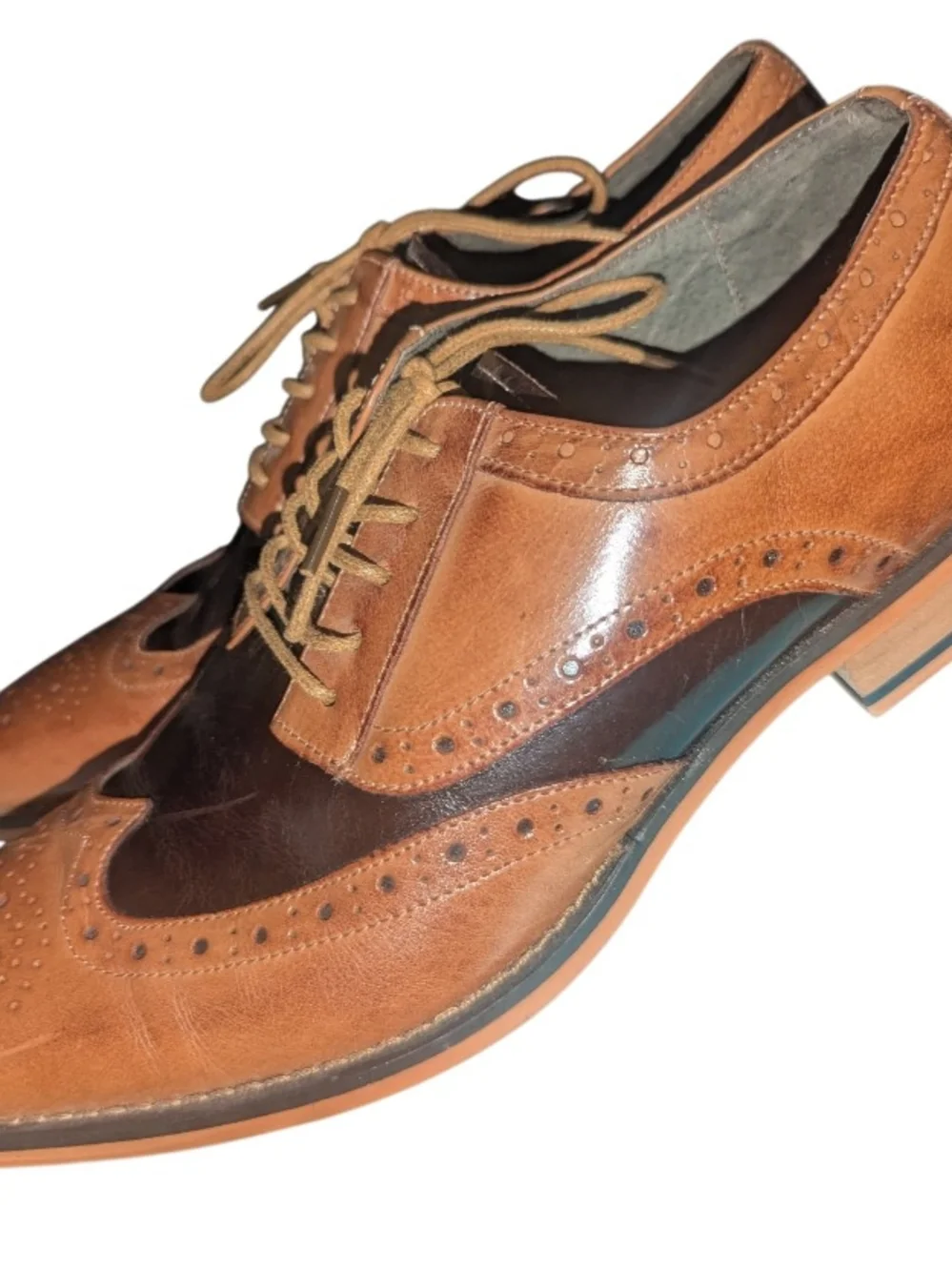 Adams Two-Tone Brown Brogue Oxfords